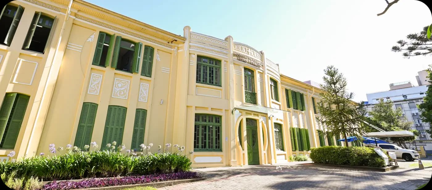 Fachada do Hospital Pequeno Príncipe