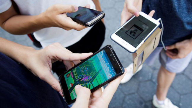 Com o sucesso do "Pokémon Go", é importante avaliar a rotina de crianças e adolescentes com as tecnologias. 