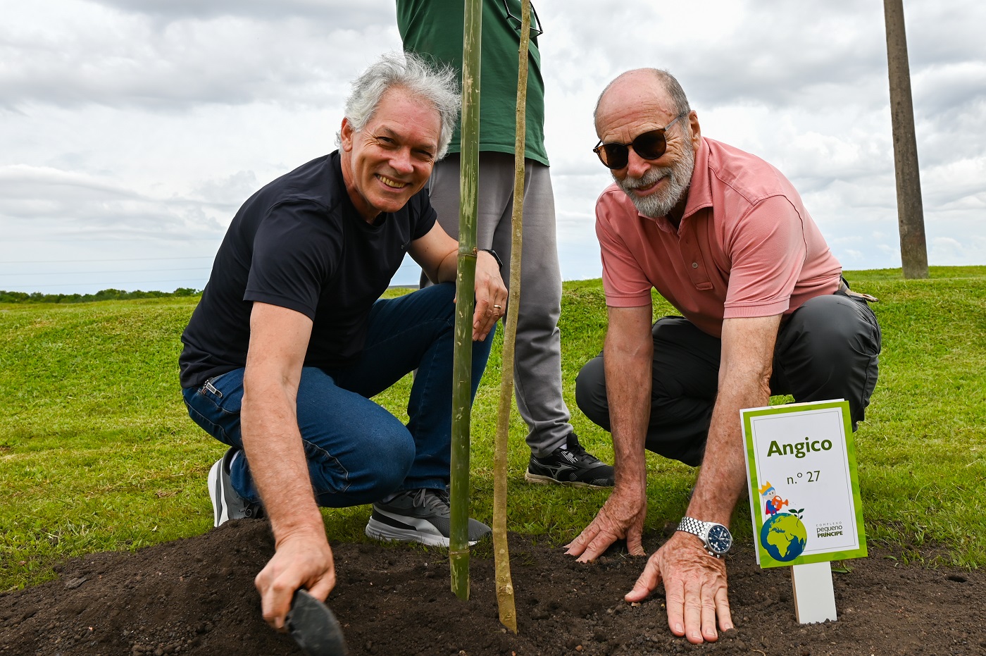 plantio de mudas no Parque Náutico