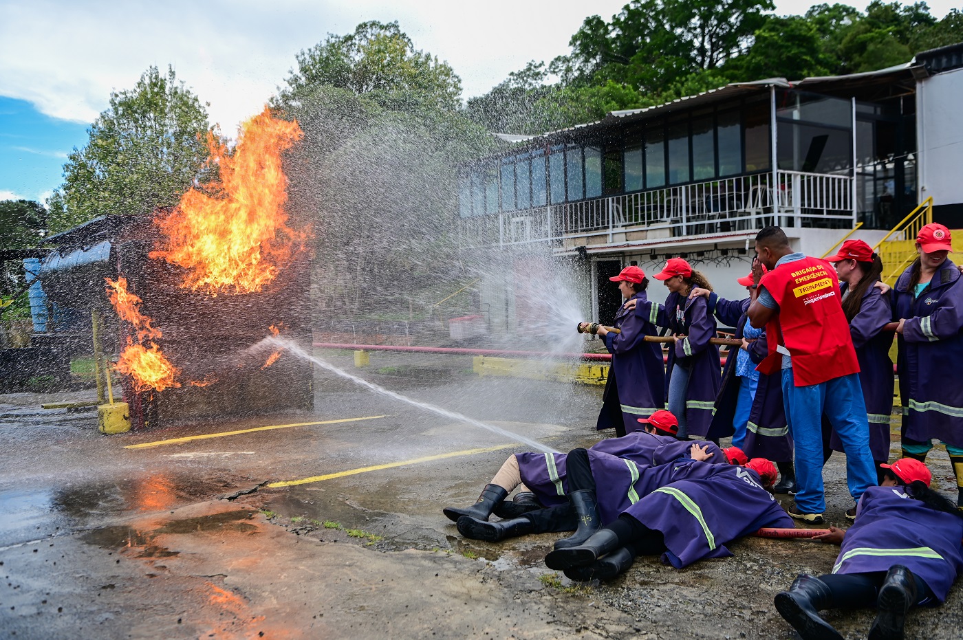 treinamento brigada de emergência