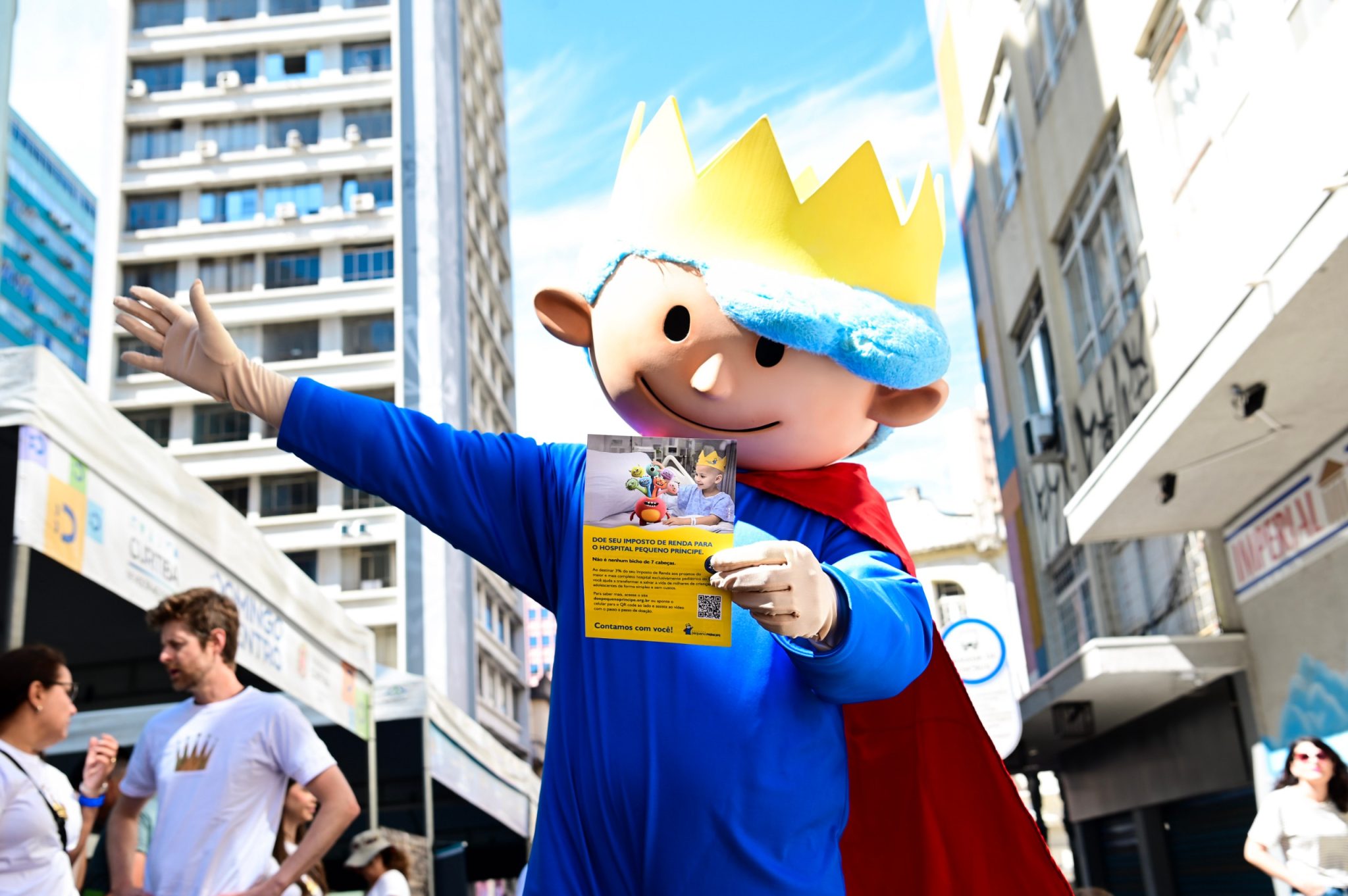 Pequeno Príncipe participa da Feira do Terceiro Setor no aniversário de Curitiba